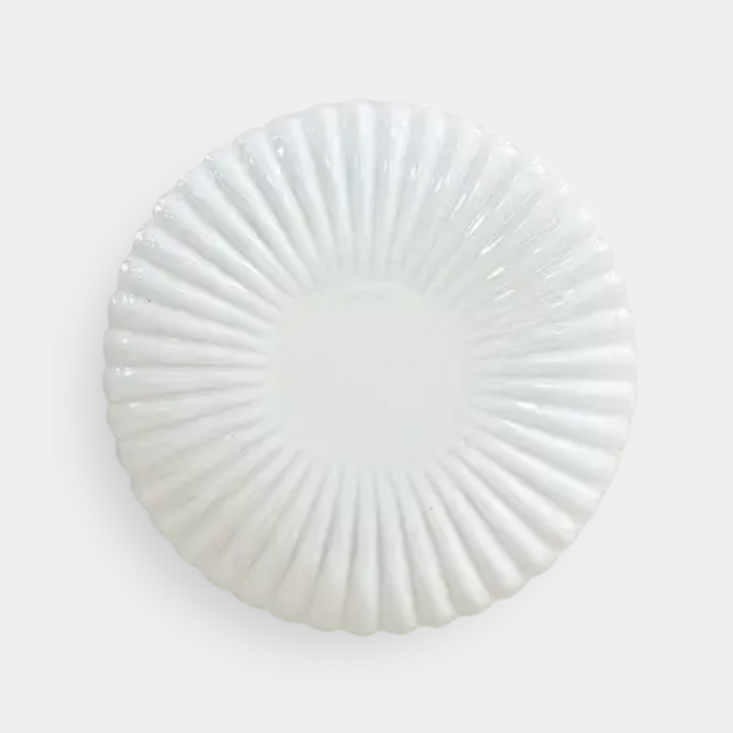 The Ariel White Scalloped Dinner Plate