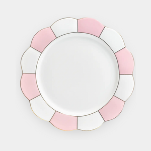 The Carmen: Scalloped Porcelain Dinner Plate
